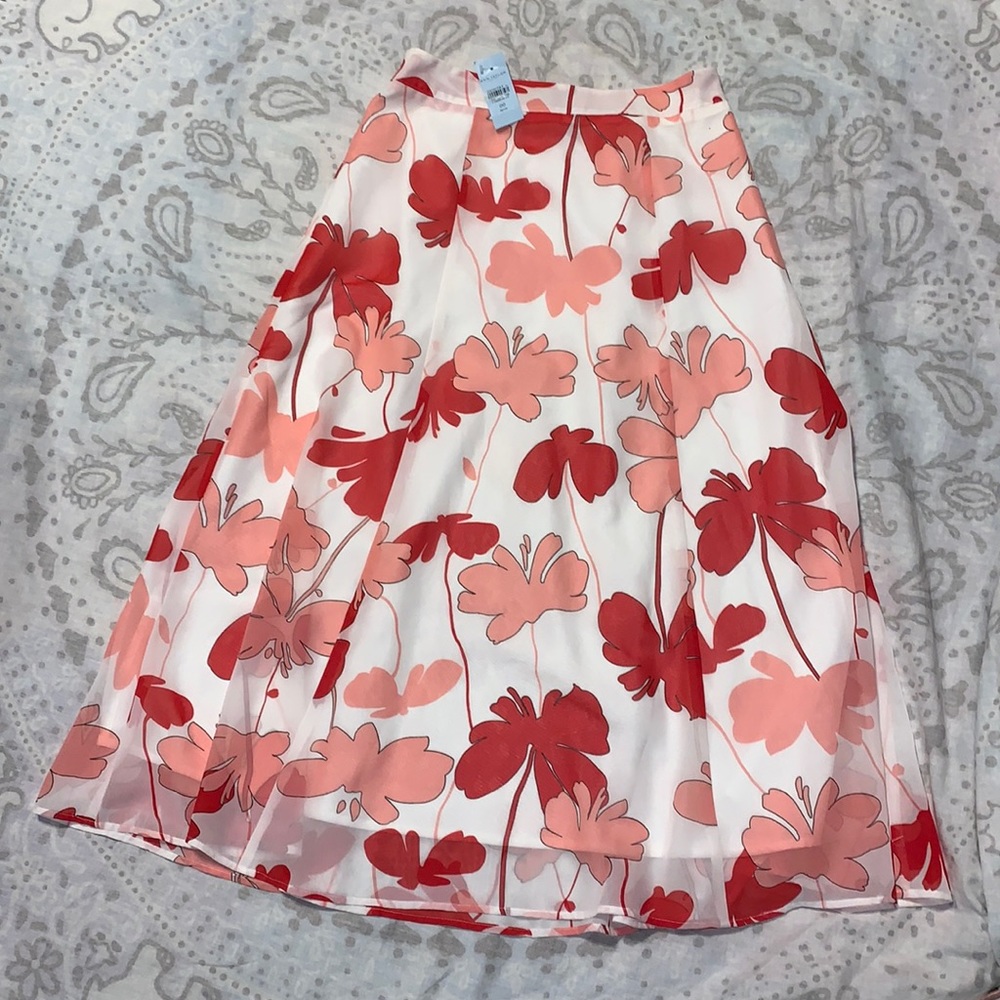 NWT Ann Taylor Factory White Red Pink Leaf Maxi Skirt Sz 00 Petite